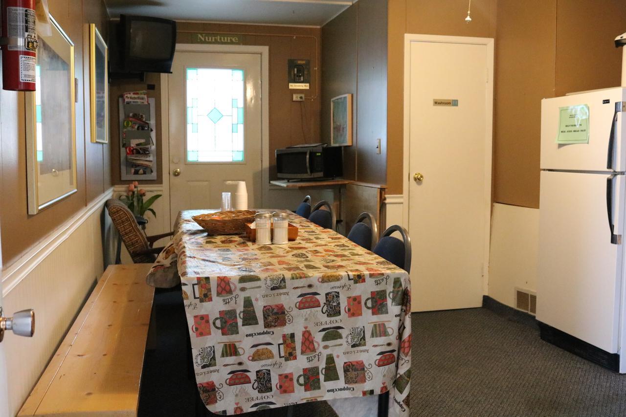 Wakaw Lodge Motel Extérieur photo